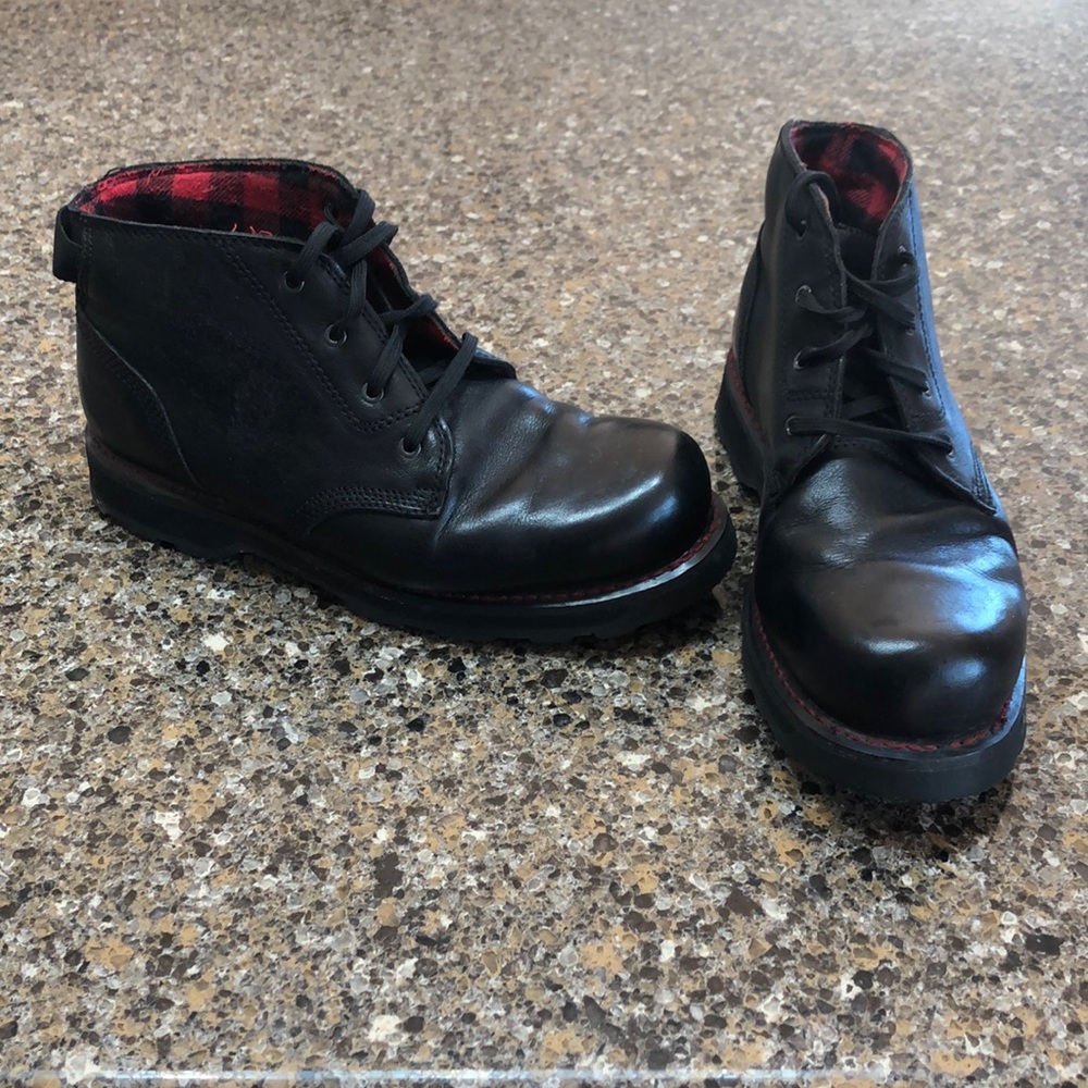 Mem Boots $50